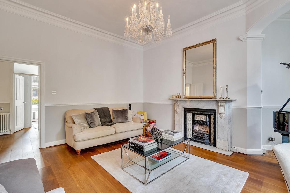 ロンドンLuxury Kensington Flat - Private Garden - Tube 4 Min Walkアパートメント エクステリア 写真